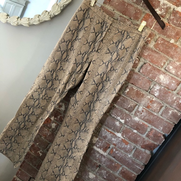 I.N.C. International Concepts …. Leather snake pants - Picture 1 of 14